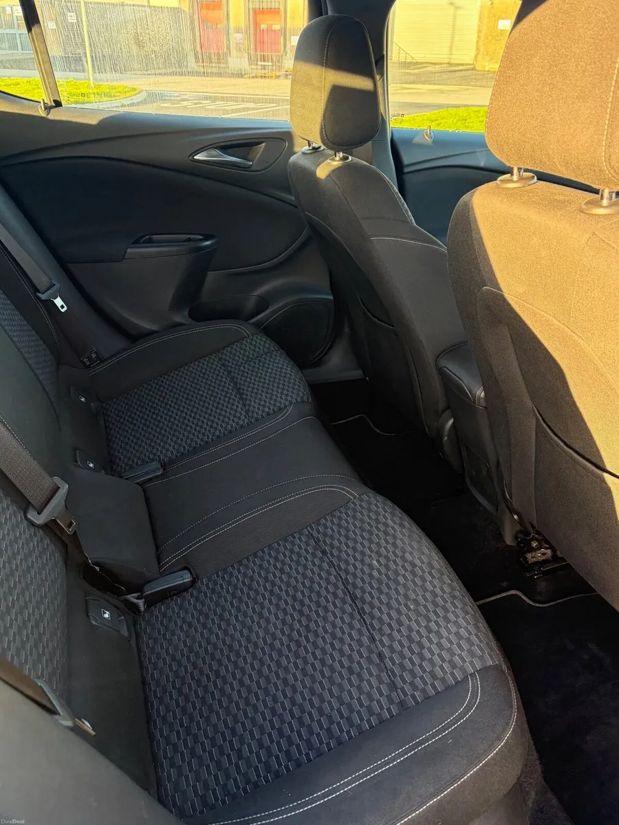 Opel Astra 2016 - Image 4