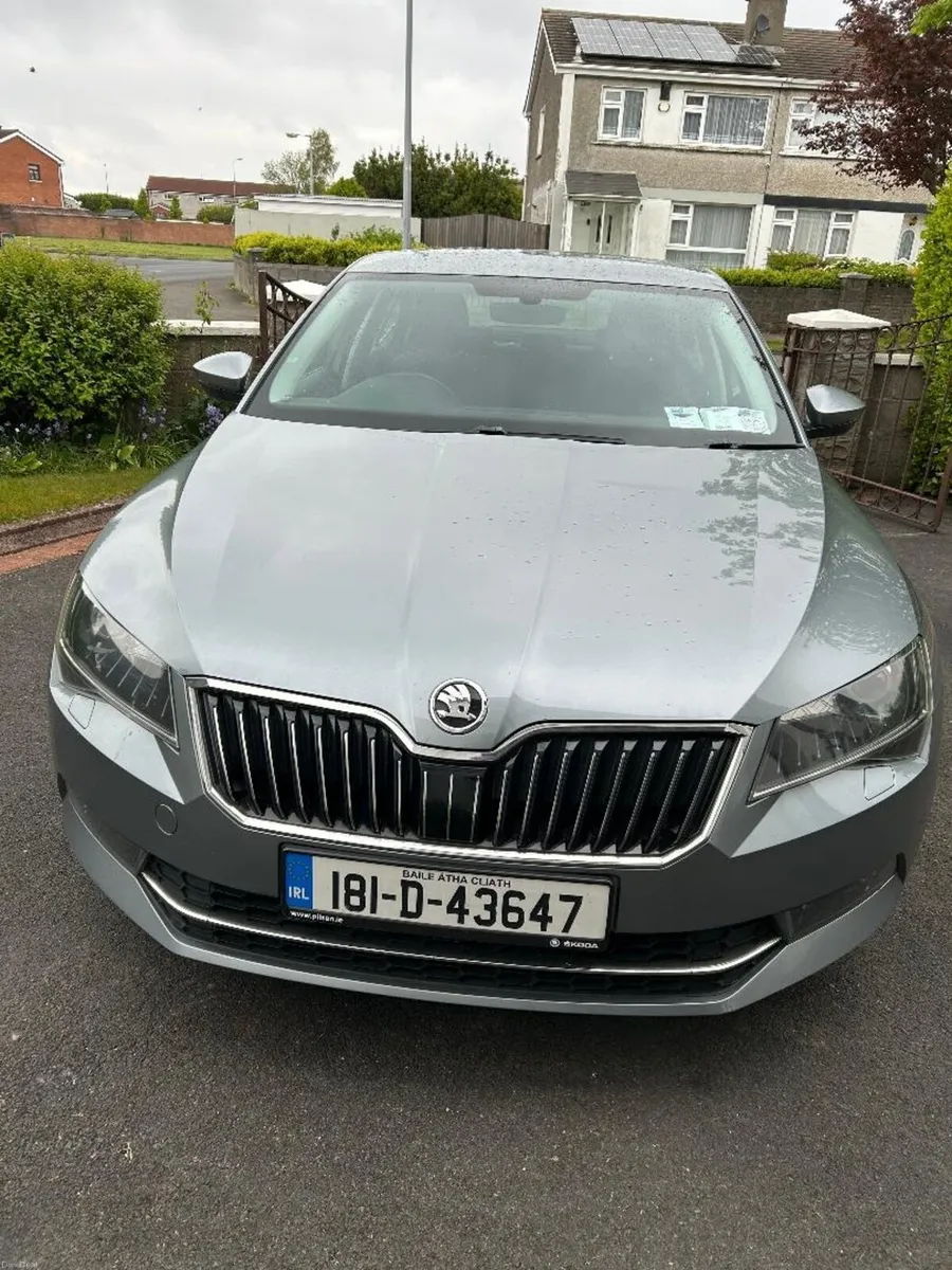 Skoda Superb 2018 - Image 1