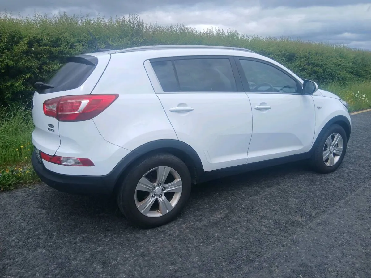 141 KIA SPORTAGE 1.7 LXE NCT 05-27 - Image 6