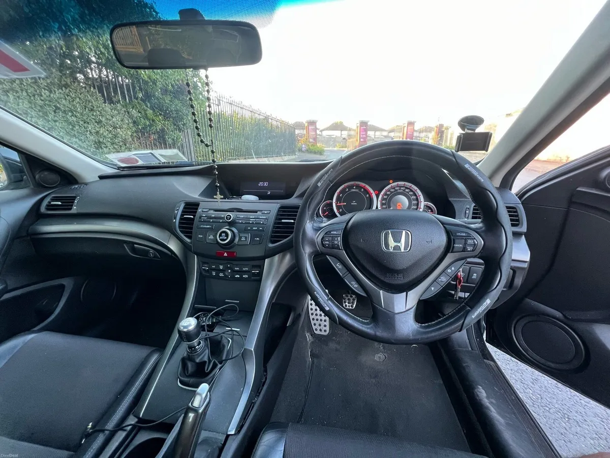 Honda Accord 2012 2.2 i-DTEC Type S | NCT - 05/27 - Image 3