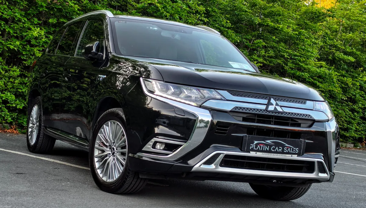 🔥 2019 Mitsubishi Outlander 2.4 PHEV Automatic 4W - Image 1