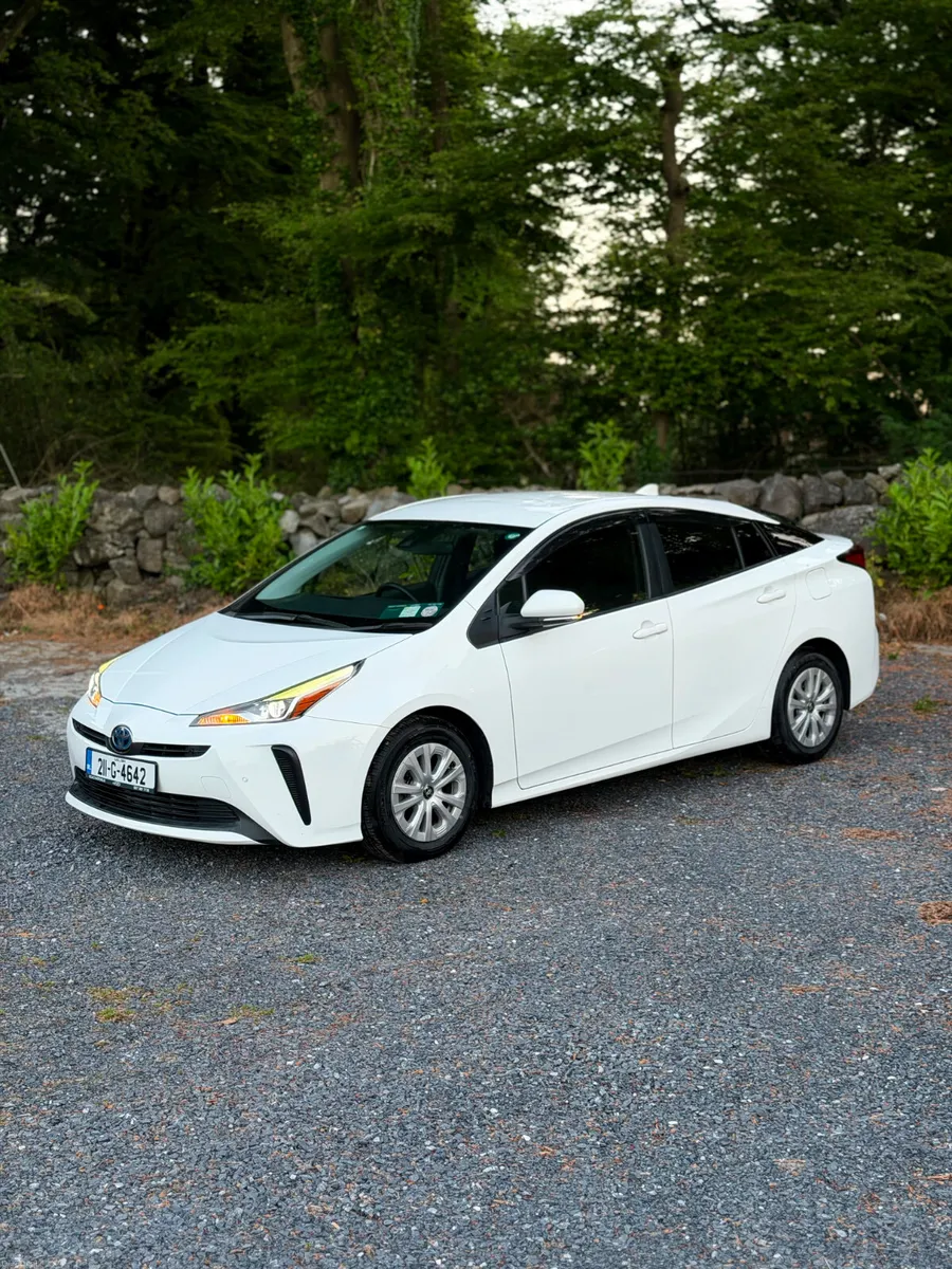 Toyota PRIUS 2021 | 1.8 HYBRID - Image 5