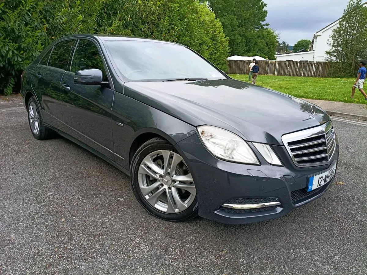 2012 Mercedes Benz E220 cdi Automatic Executive - Image 1