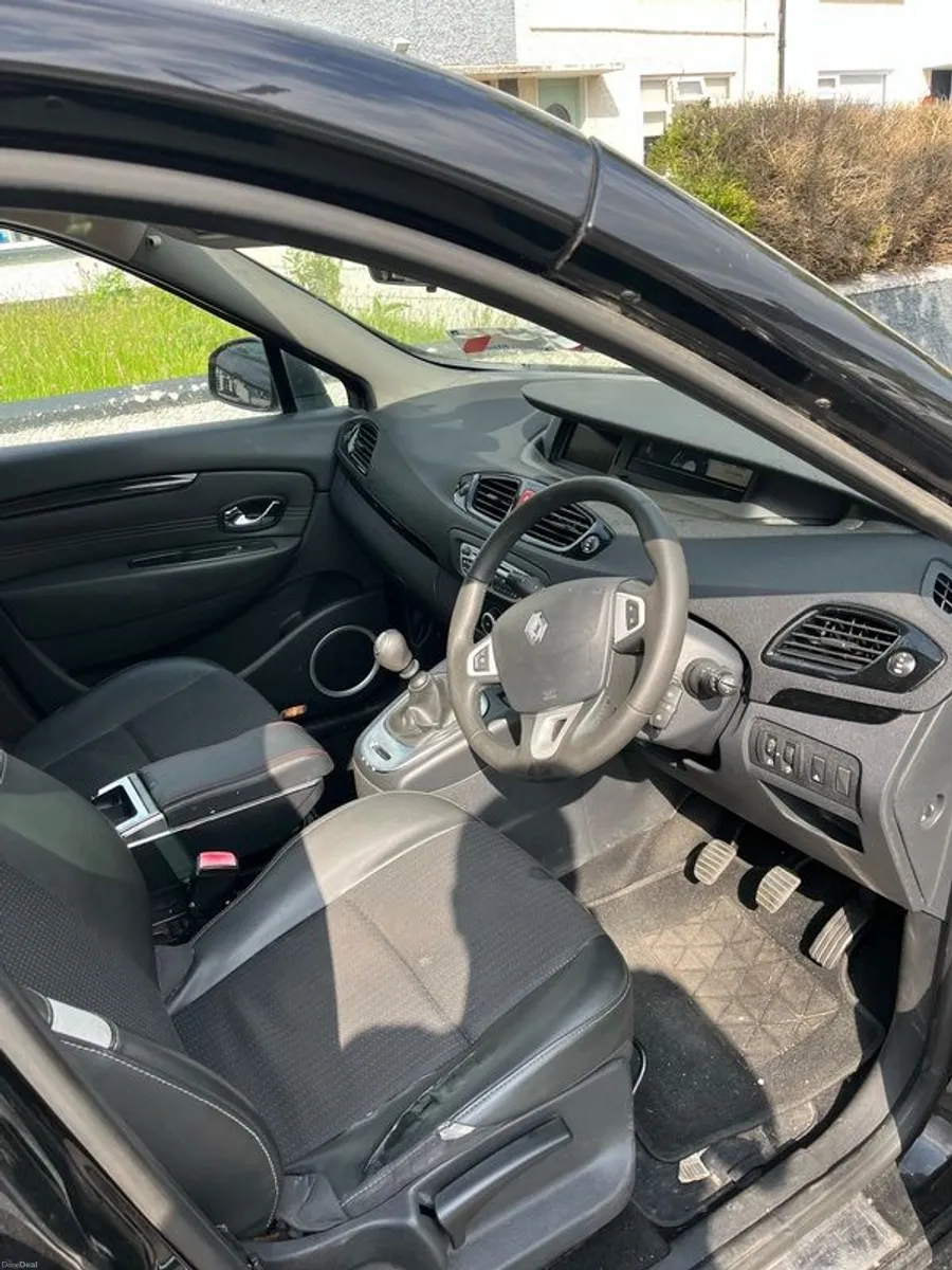 2011 Renault Grand Scenic - Image 4