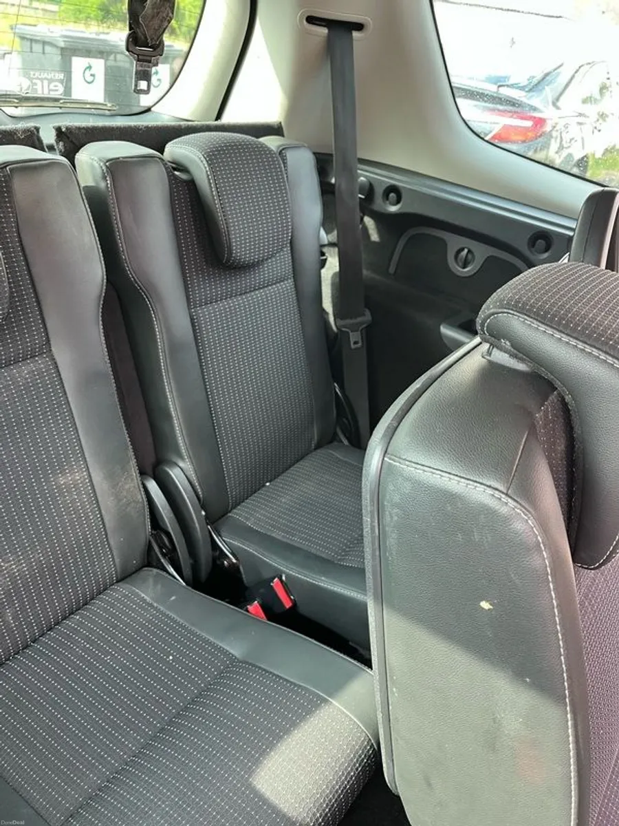 2011 Renault Grand Scenic - Image 6