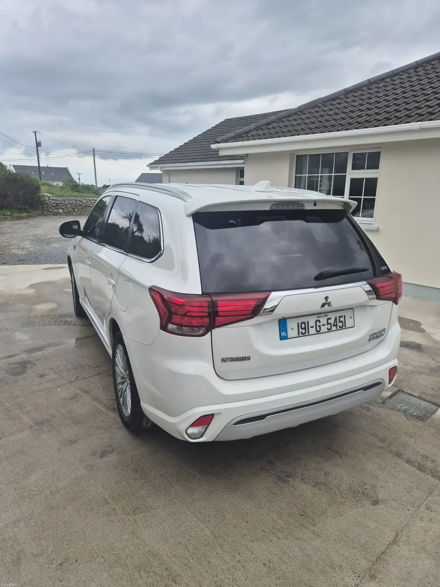 Mitsubishi Outlander 2019 - Image 5