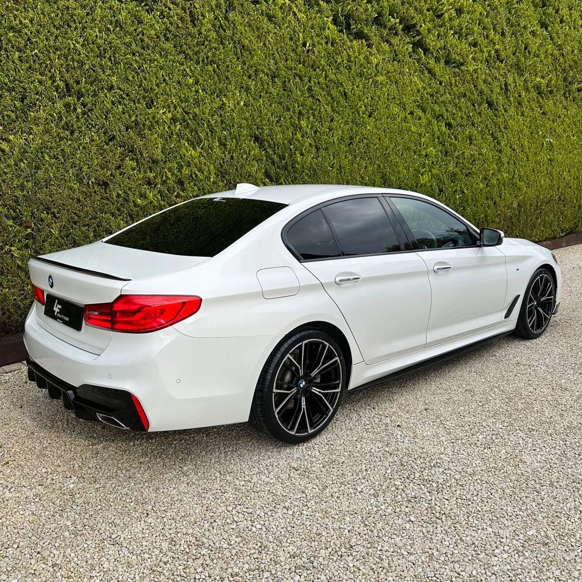 2018 BMW 520D M-SPORT - Image 3
