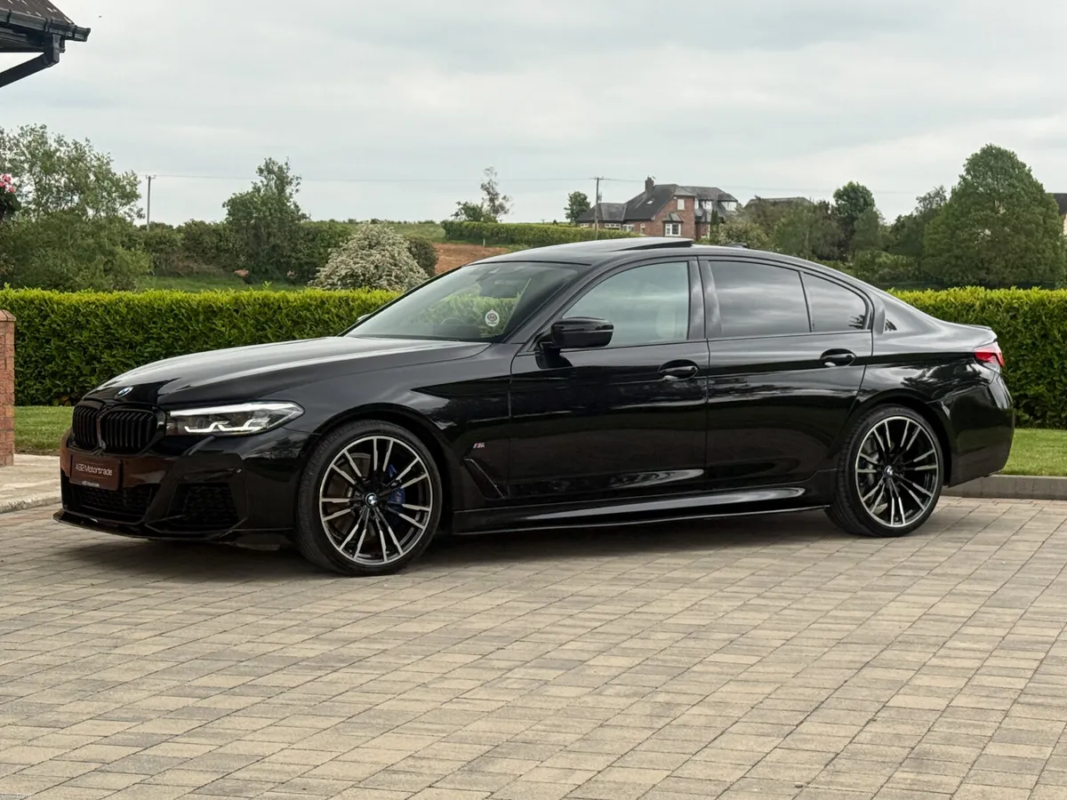2022 BMW 520d M Sport Pro - Image 2