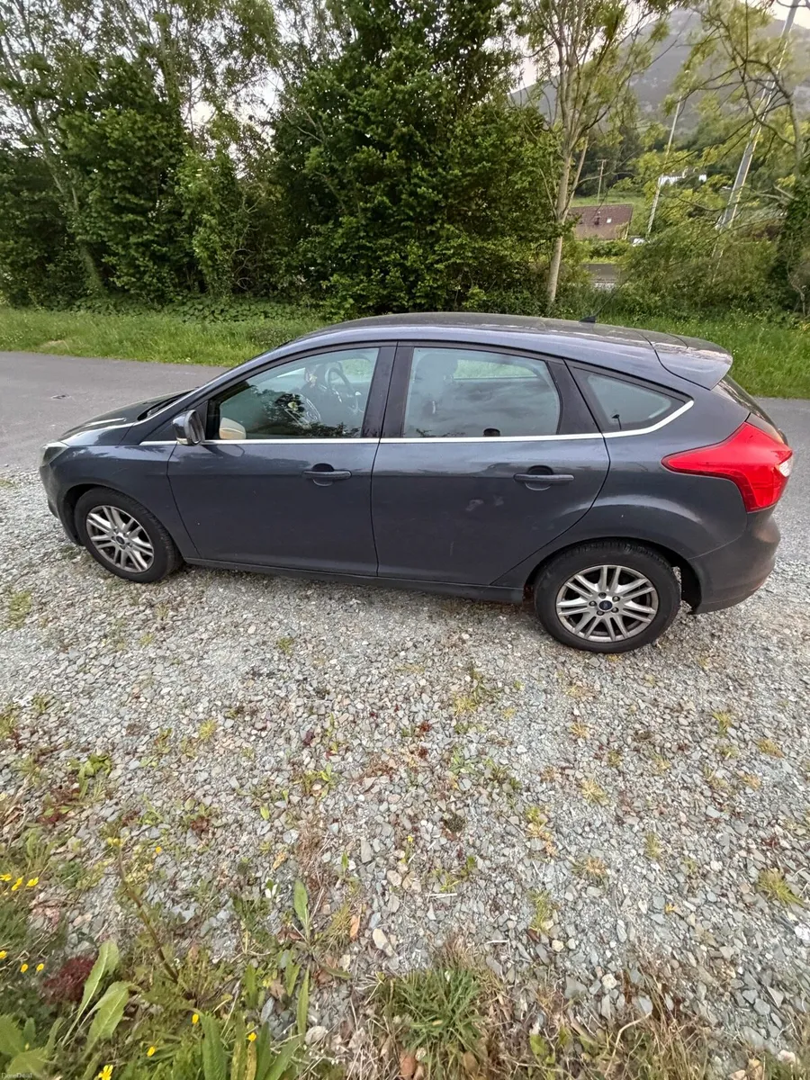 Ford Focus Titanium 2L 5DR 132 - Image 4