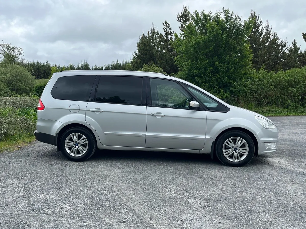 Ford Galaxy 2012 - Image 1