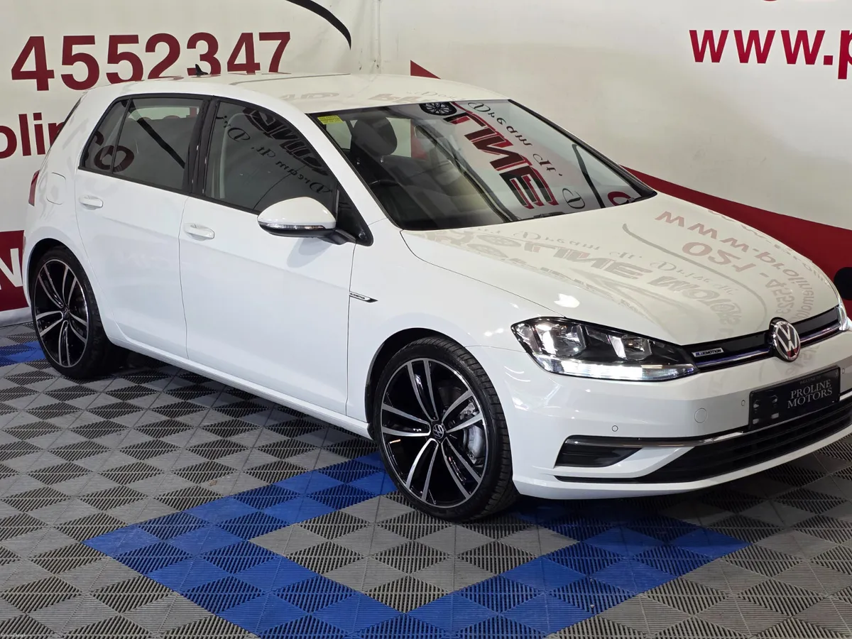 191 VW GOLF 7.5 PETROL MANUAL LIKE NEW!!! - Image 1