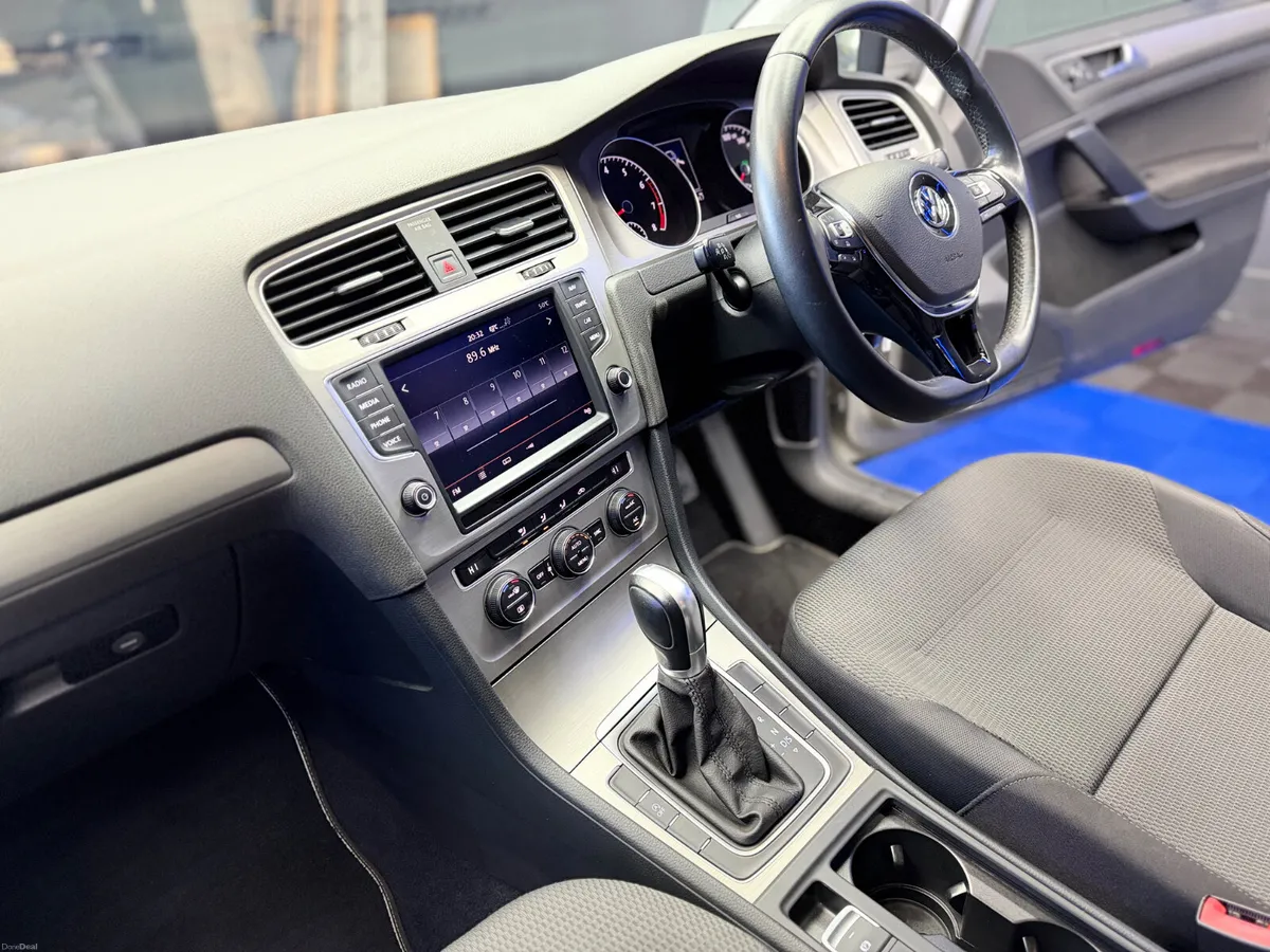 Vw Golf  2014 1.2 petrol,Automatic - Image 6