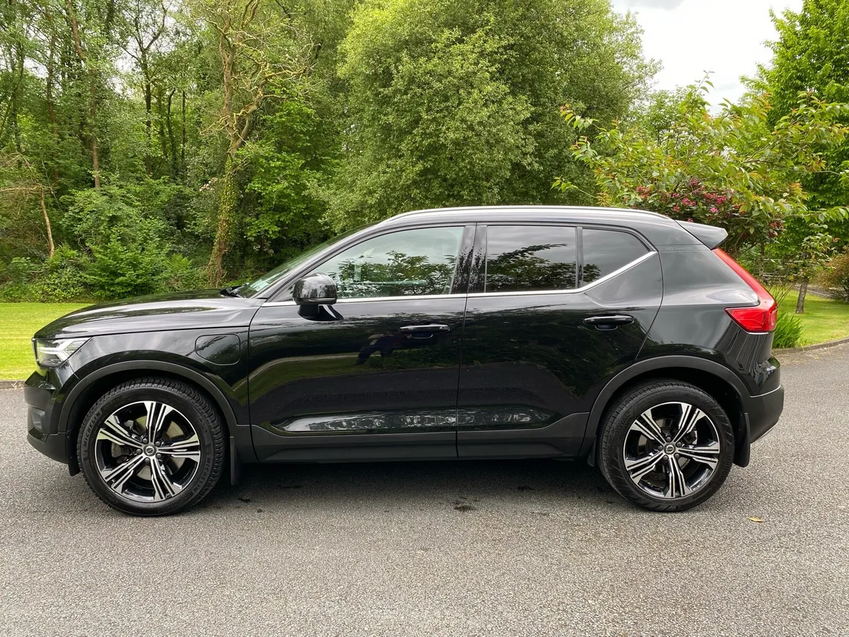 211 VOLVO XC40 INSCRIPTION 1.5 T5 RECHARGE - Image 4