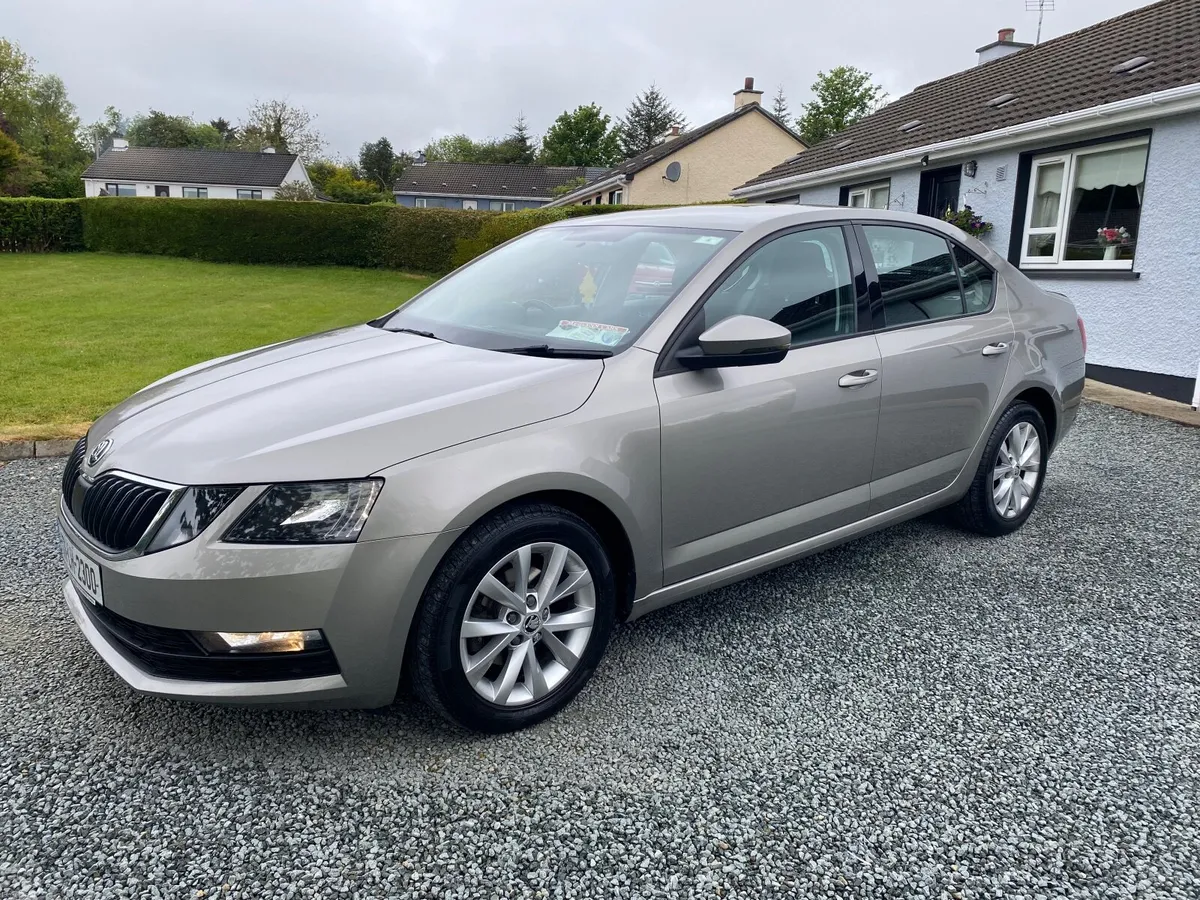 Skoda Octavia 2017 - Image 1