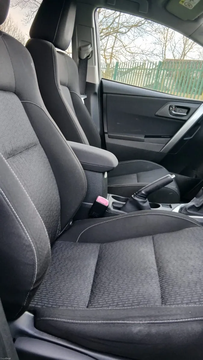 car - Image 2