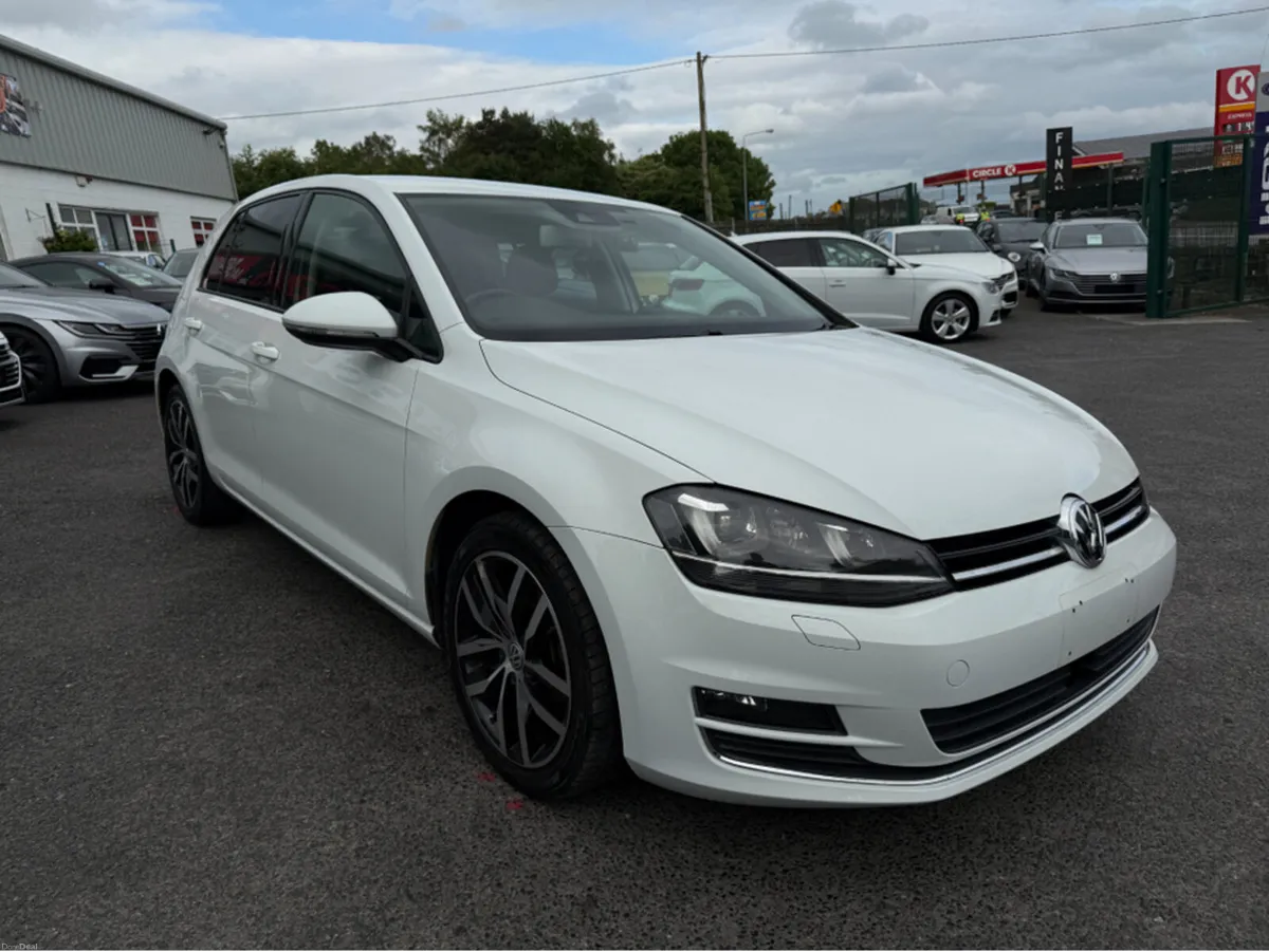 Volkswagen Golf 1.4 HI-LINE EDITION  // SPORTS SEA - Image 2