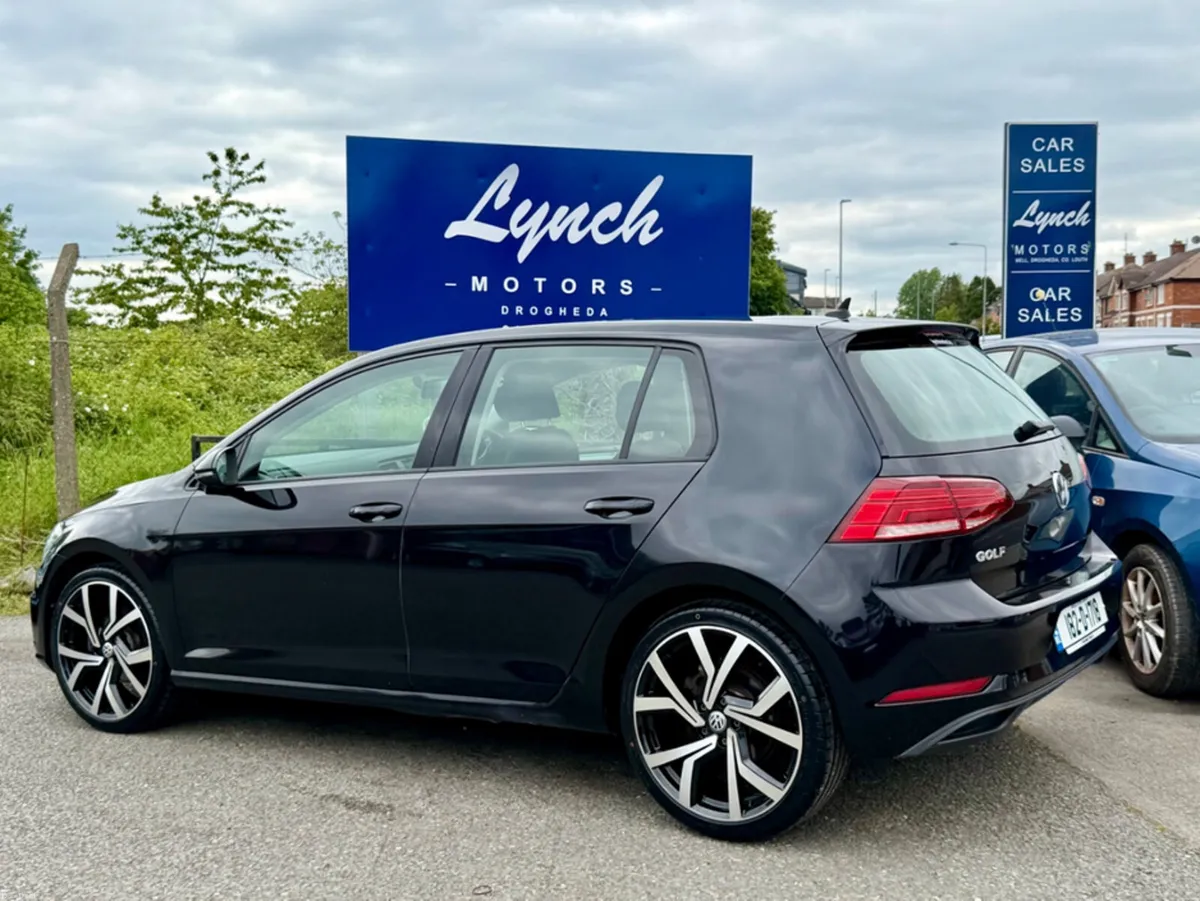 Volkswagen Golf TRENDLINE 1.6 TDI MANUAL 5SPEED 90 - Image 3