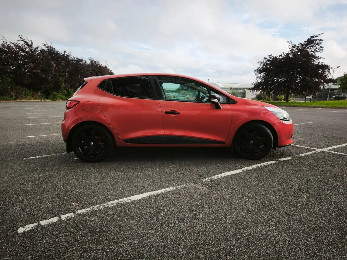 Renault Cilo 1.2 Petrol Low km - Image 2