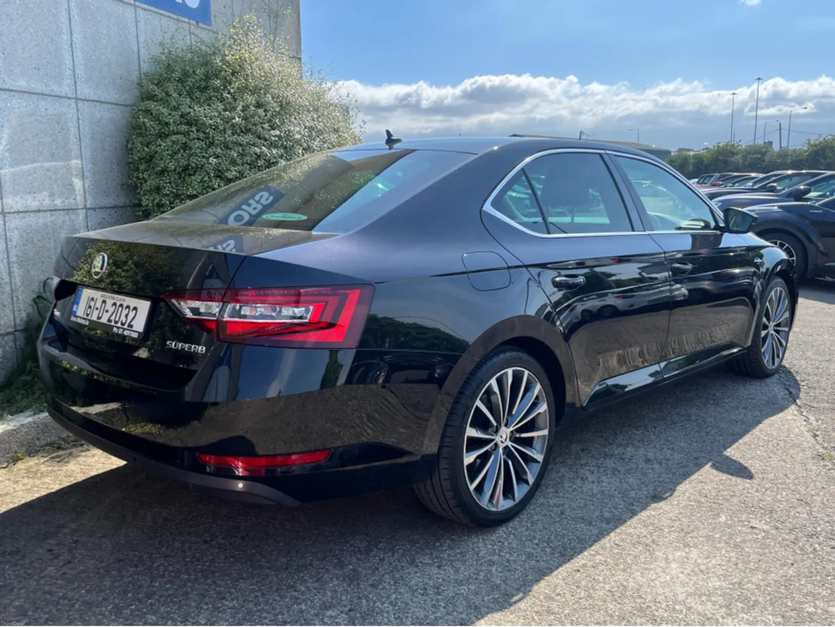Skoda Superb LAURIN & KLEMENT AUTOMATIC 2.0 DIESEL - Image 4