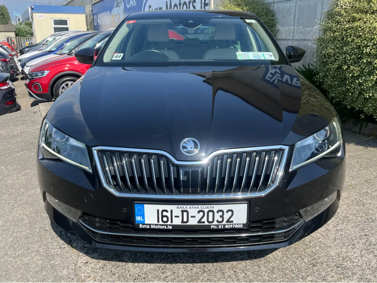 Skoda Superb LAURIN & KLEMENT AUTOMATIC 2.0 DIESEL - Image 2