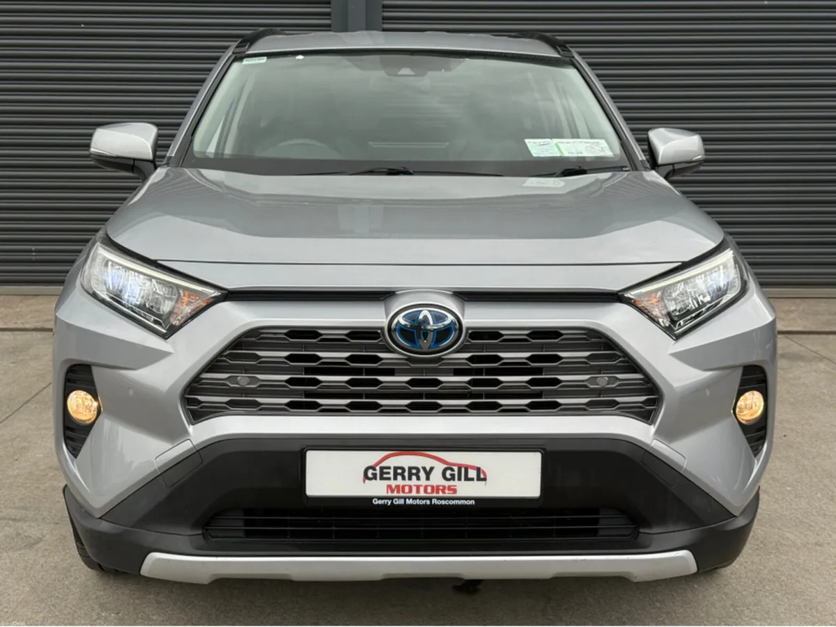 Toyota RAV4 RAV4 HYBRID SOL 2WD 4DR AUTO - Image 2