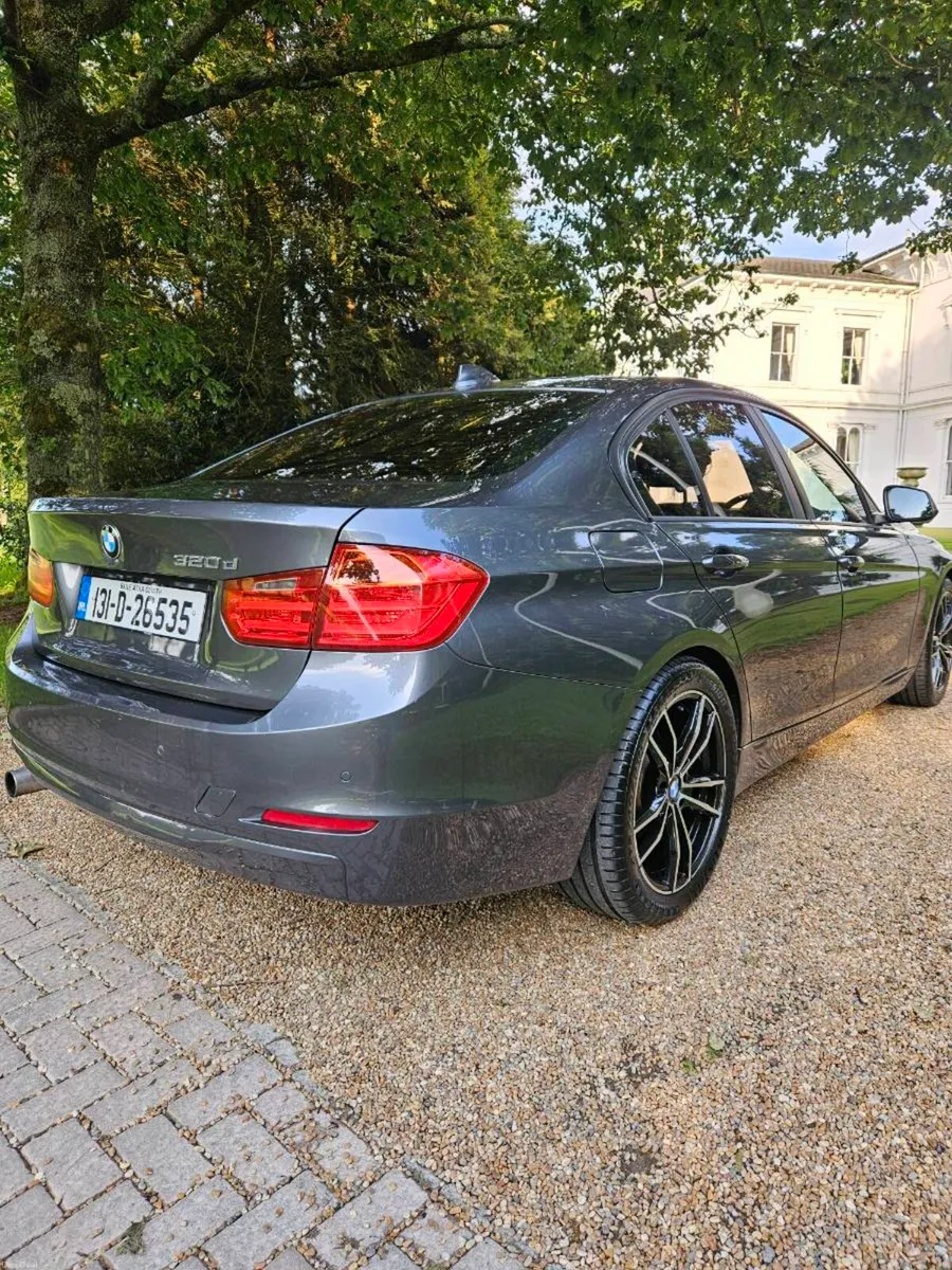 Bmw 320 - Image 4
