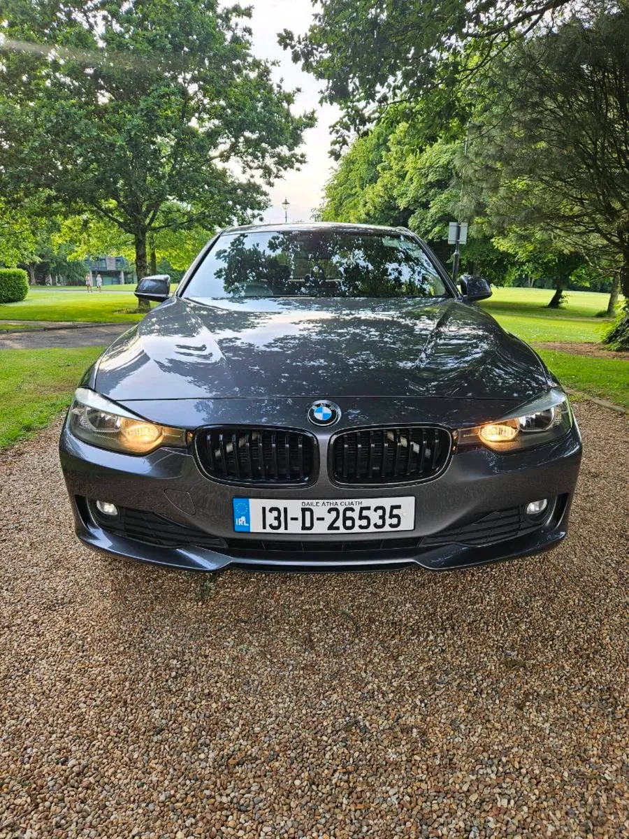 Bmw 320 - Image 2