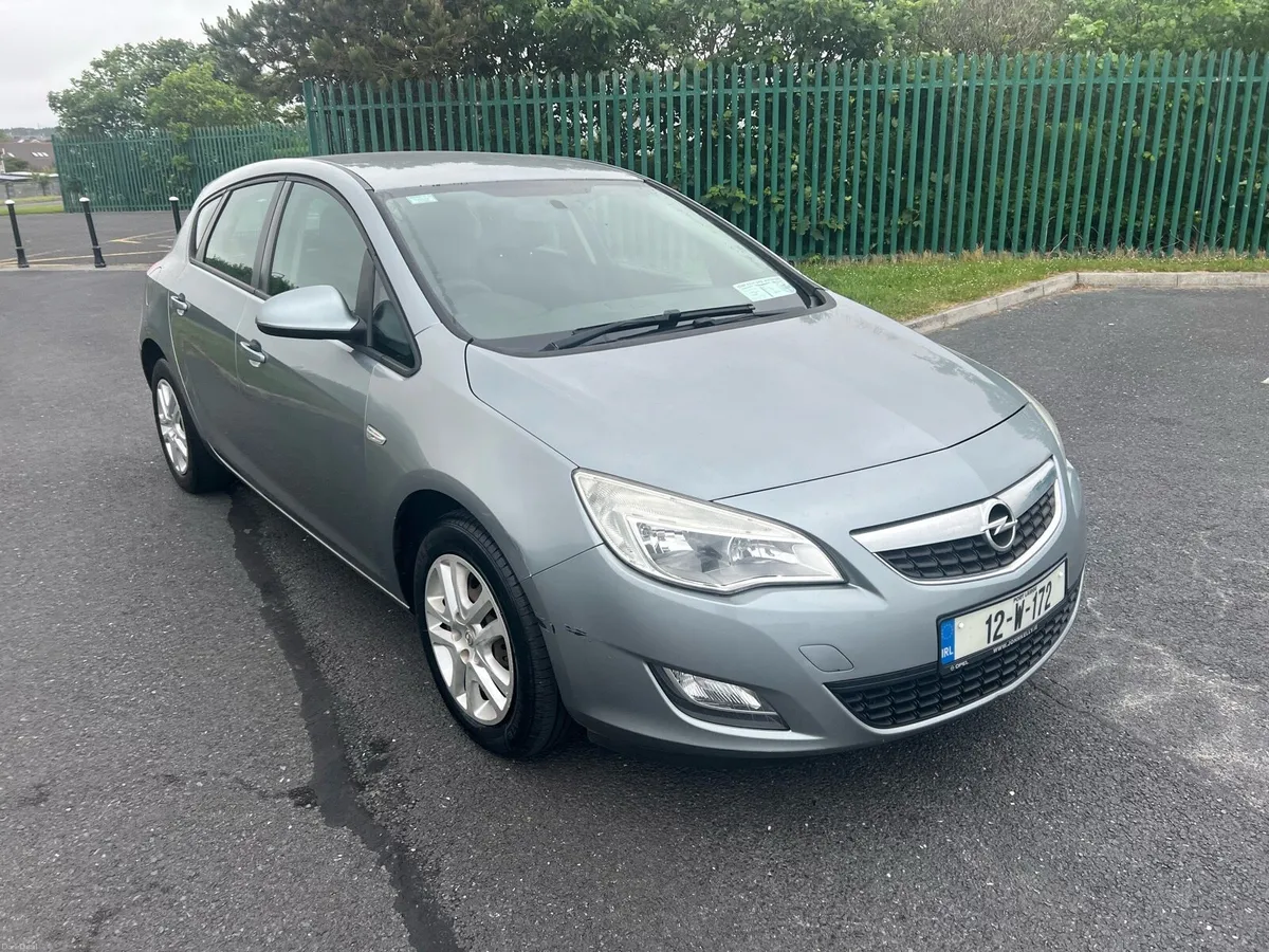 Astra 1.4 5dr New NCT 05/2027 - Image 1