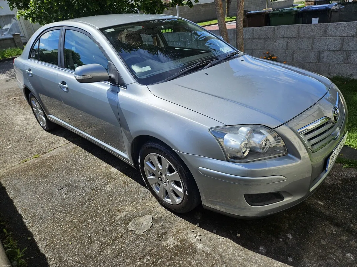 Toyota avensis 1.6 petrol .LOW MILEAGE - Image 1