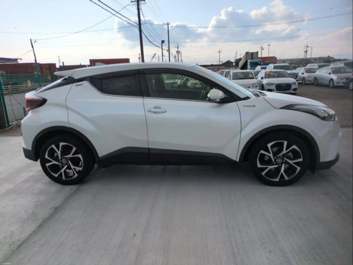 Toyota C-HR G Spec - Image 3