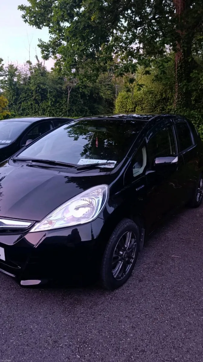 2012 Honda Fit Hybrid w/NCT&Tax - Image 2