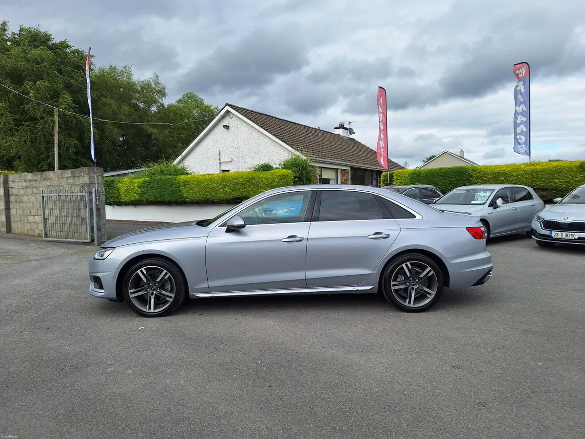 Audi A4 2.0 Tdi *High Spec/Black Leather/Camera - Image 4