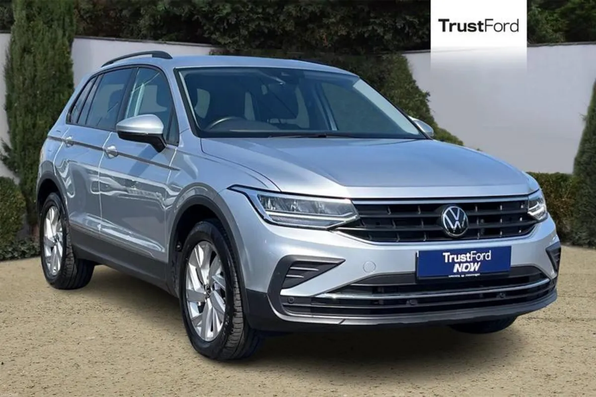 Volkswagen Tiguan Life - Image 1