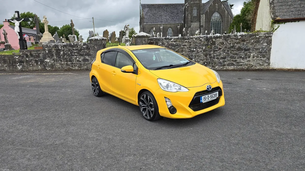 2015 Toyota Aqua 1.5 petrol Hybrid - Image 3