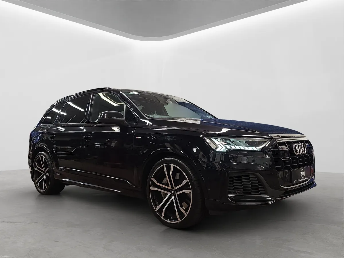 2021 AUDI Q7 3.0 TFSIE BLACK EDITION QUATTRO. - Image 1