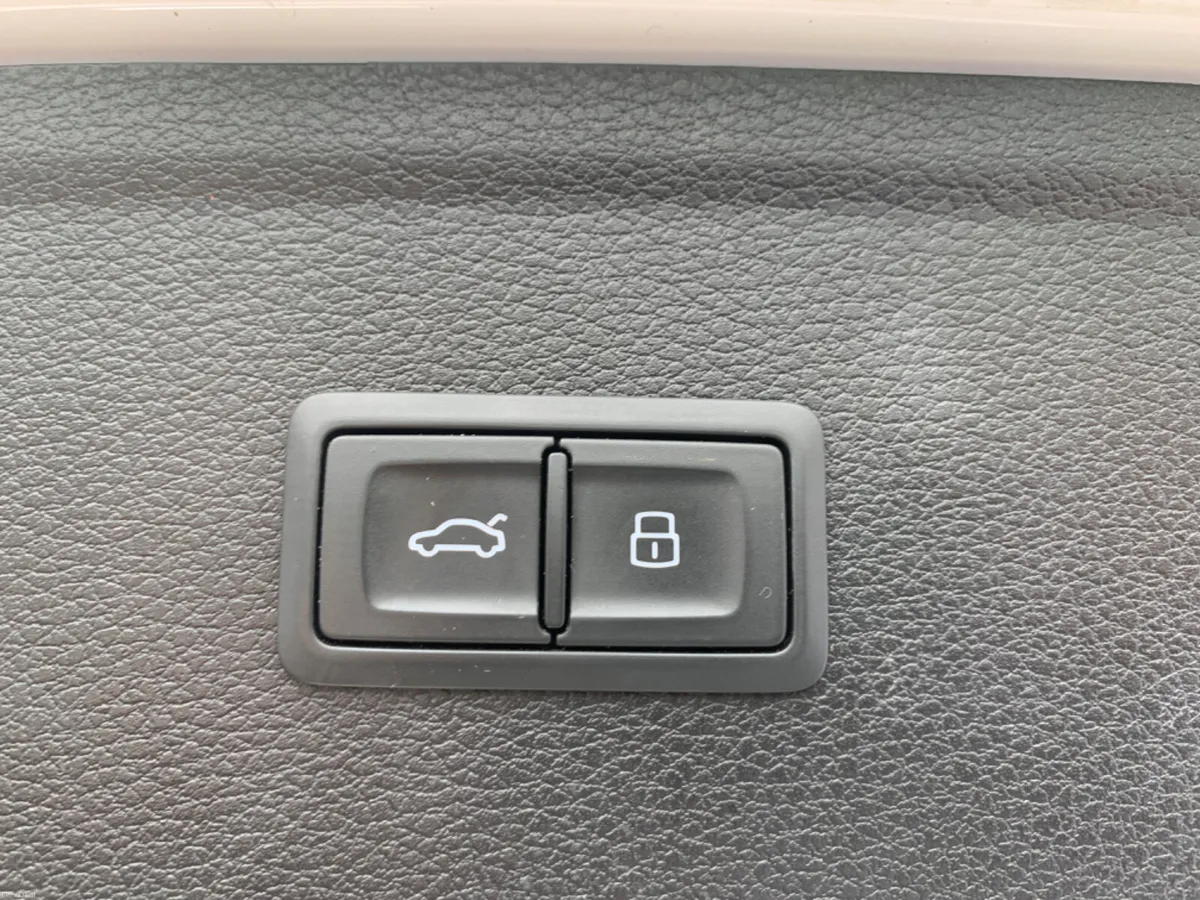 Audi Q5 2021 Quattro S Line - Image 4