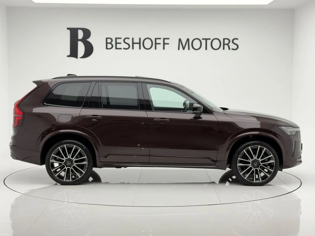 Volvo XC90 T8 ULTRA AWD=LIGHT INTERIOR//HUGE SPEC/ - Image 4