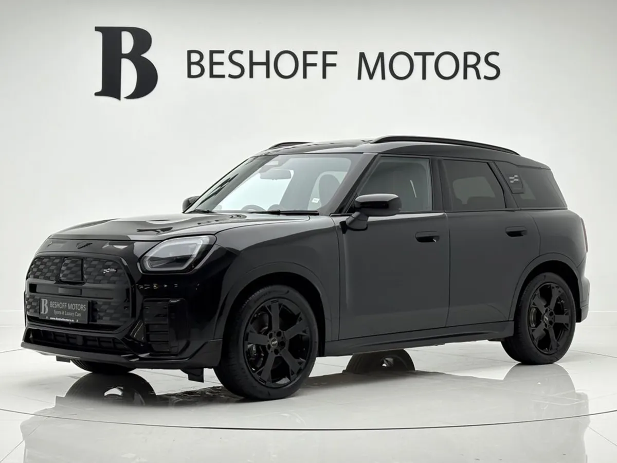 Mini Countryman SPORT=BLACK PACK//PAN ROOF//LOW MI - Image 1