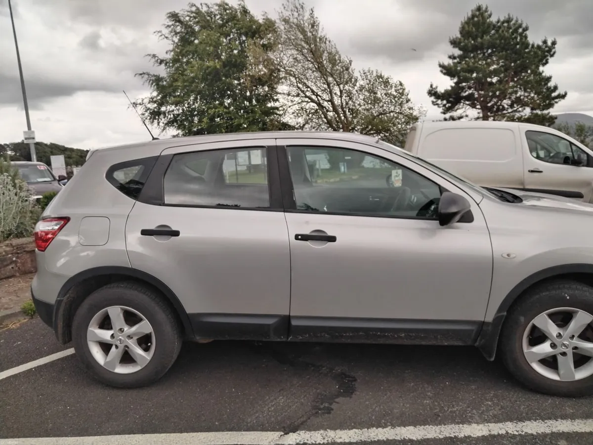 Nissan Qashqai 2013 - Image 2