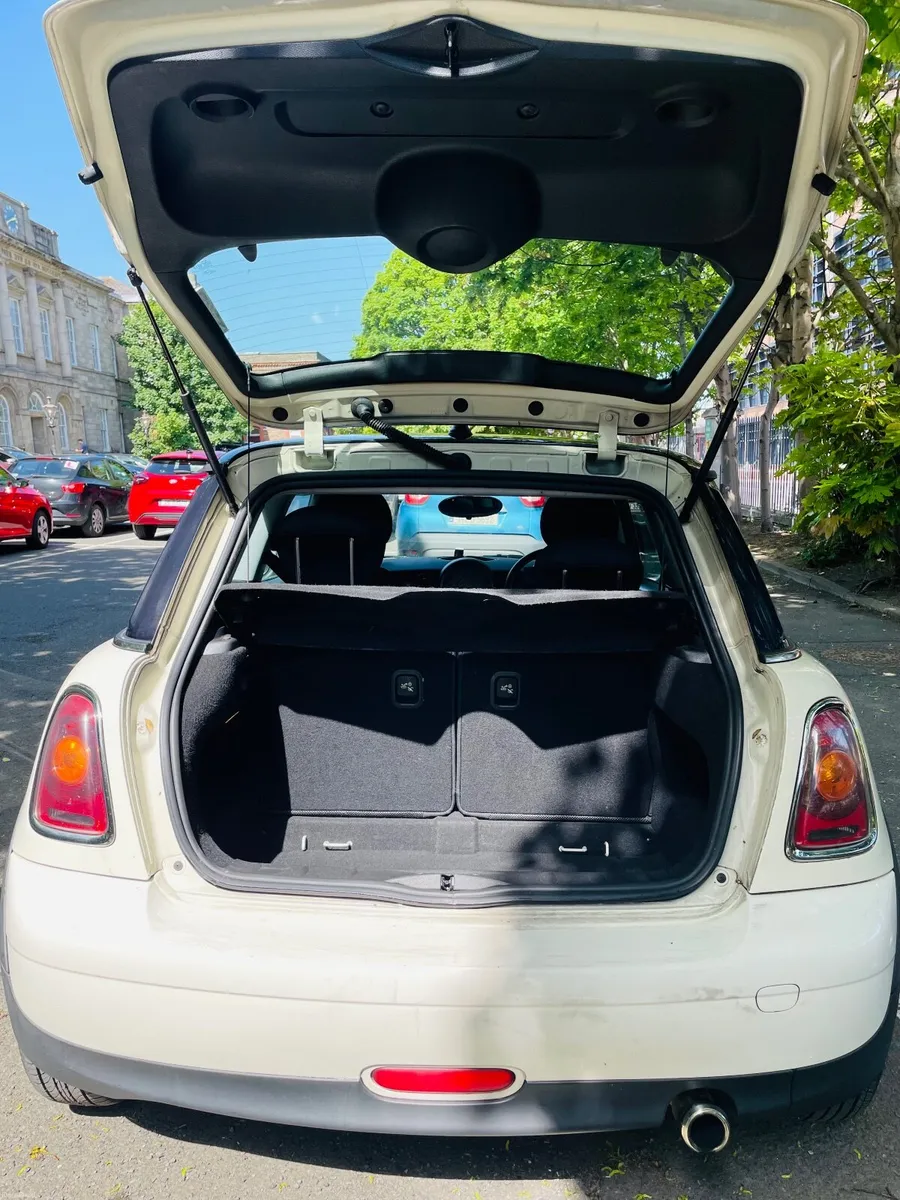 Mini Cooper 2007 - Image 2