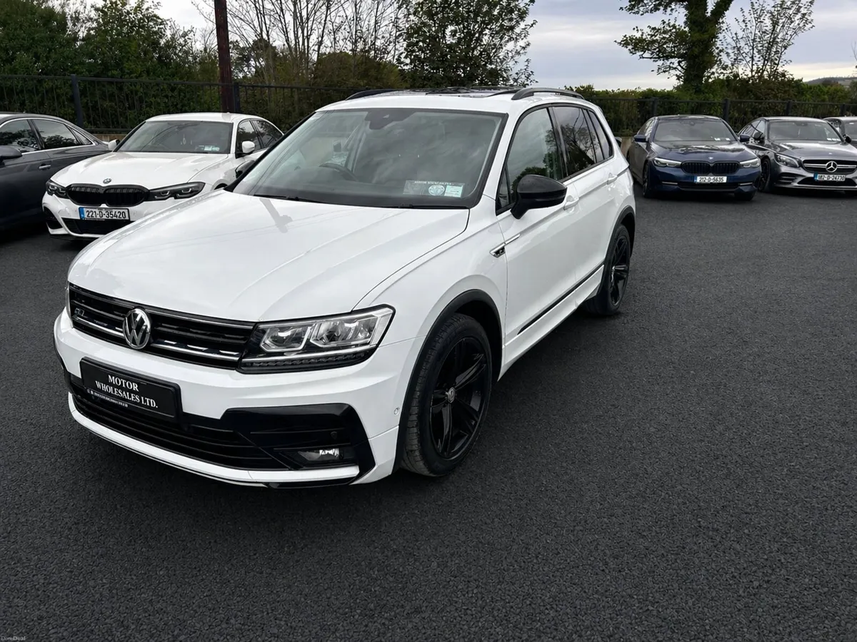 202 VW  Tiguan 2.0 TDI R LINE BLACK PACK - Image 4