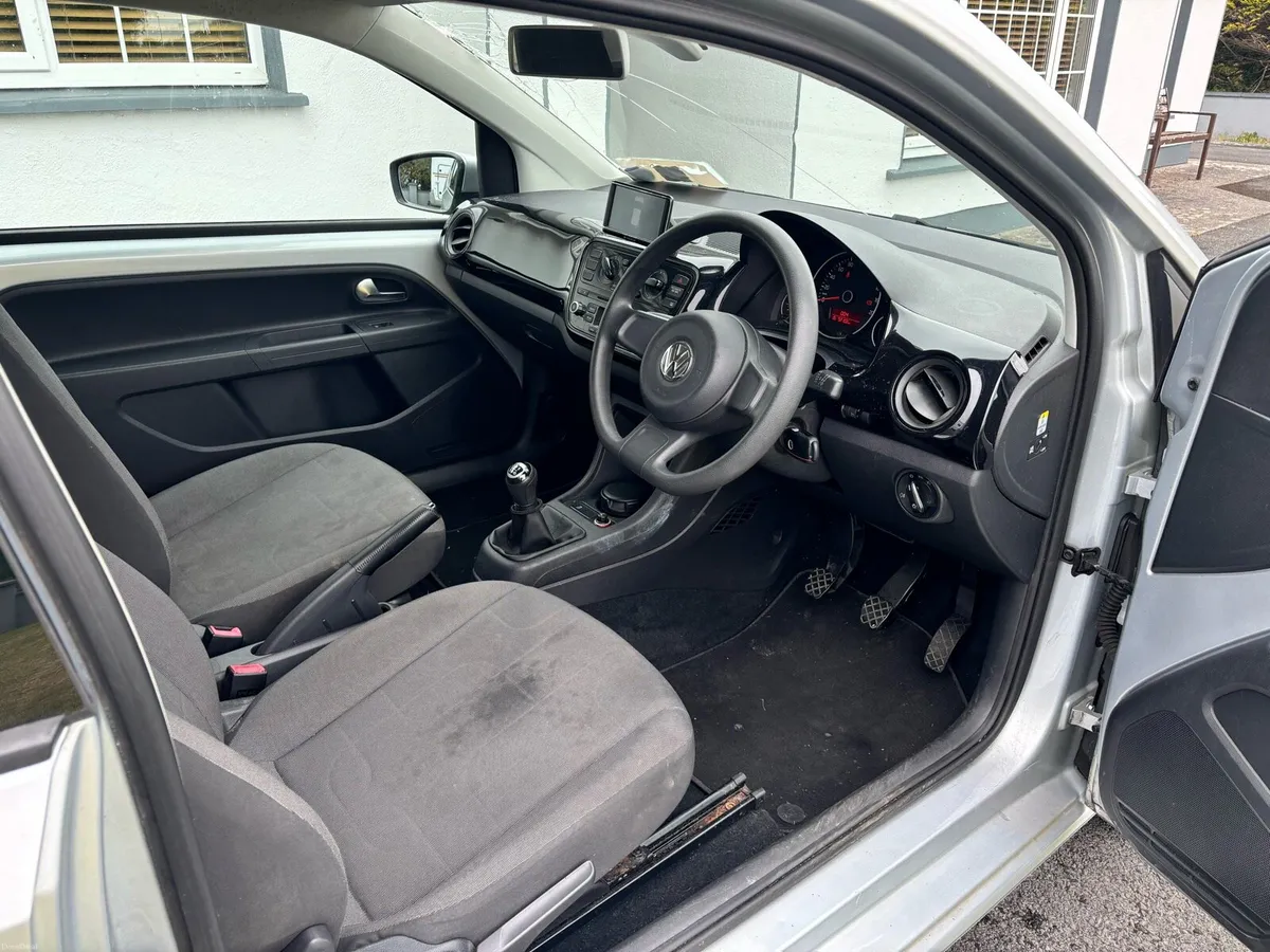 2012 VW Up  1.0L only Klm 92,000 (Damaged) - Image 4