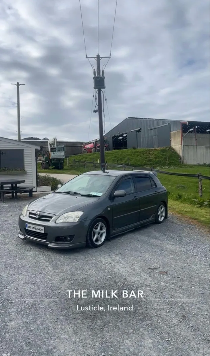 Toyota Corolla - Image 2