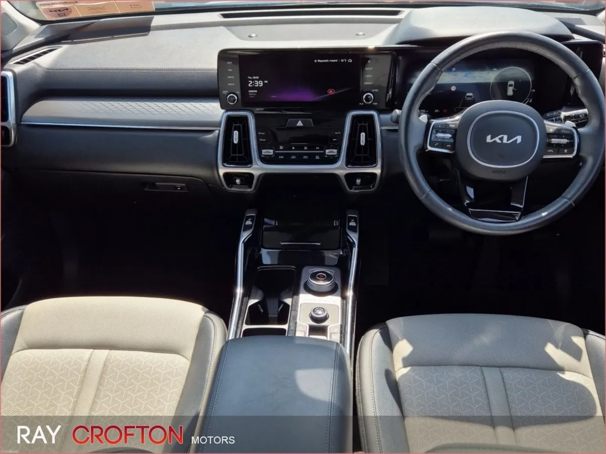 Kia Sorento 2.2 K4 4X2 Diesel 7 seats - Image 4