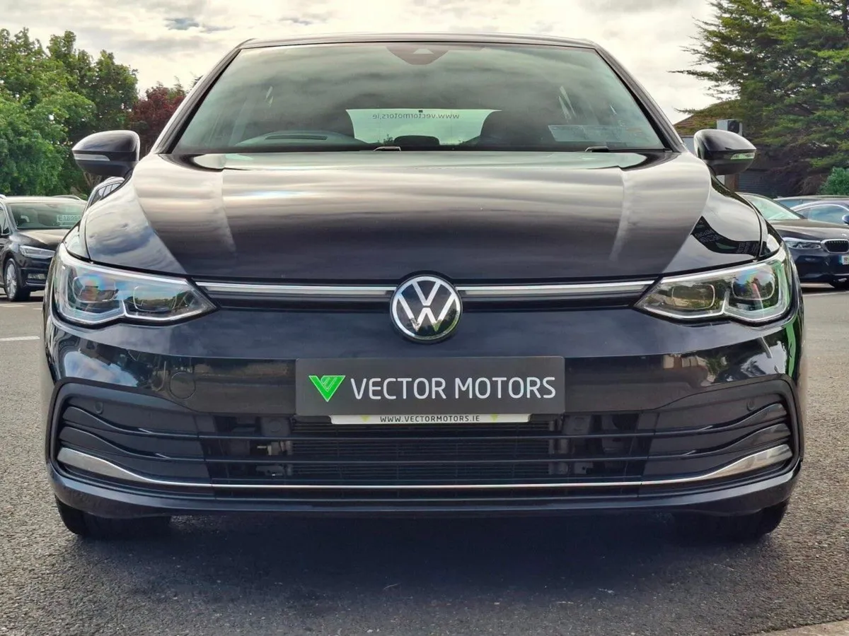 Volkswagen Golf STYLE 1.5 ETSI AUTO 12 MONTH WARRA - Image 3