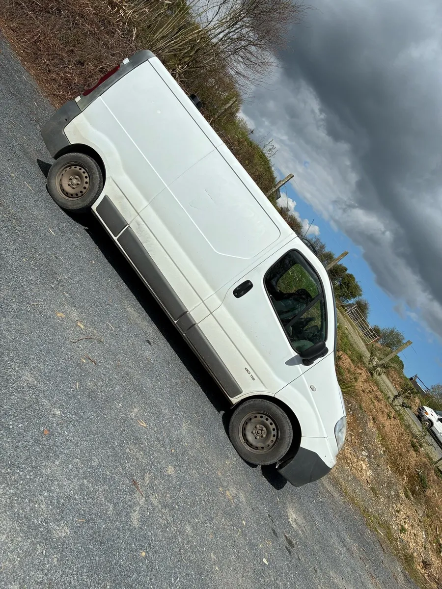 Renault traffic - Image 1