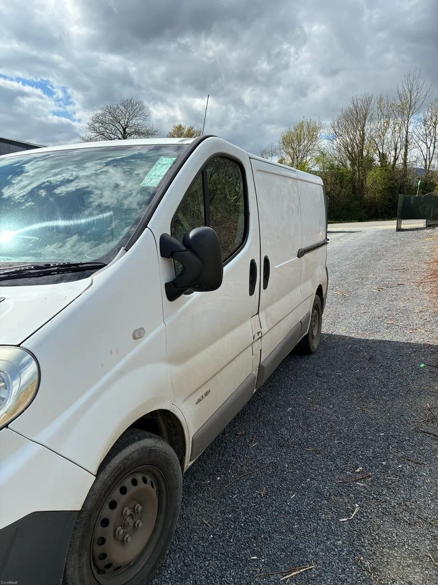 Renault traffic - Image 2