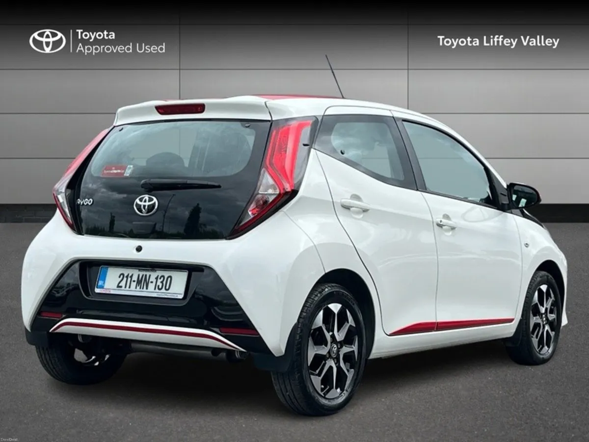 Toyota Aygo AYGO 1.0 5 DR X-PLAY - Image 2