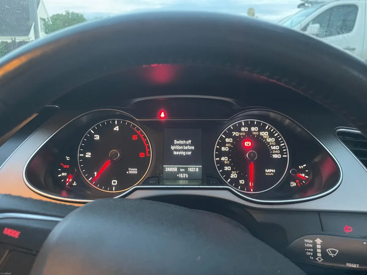 Audi A4 2014 - Image 5