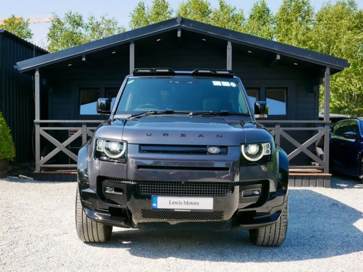 Land Rover Defender P400E X-DYNAMIC HSE, FULL URBA - Image 2